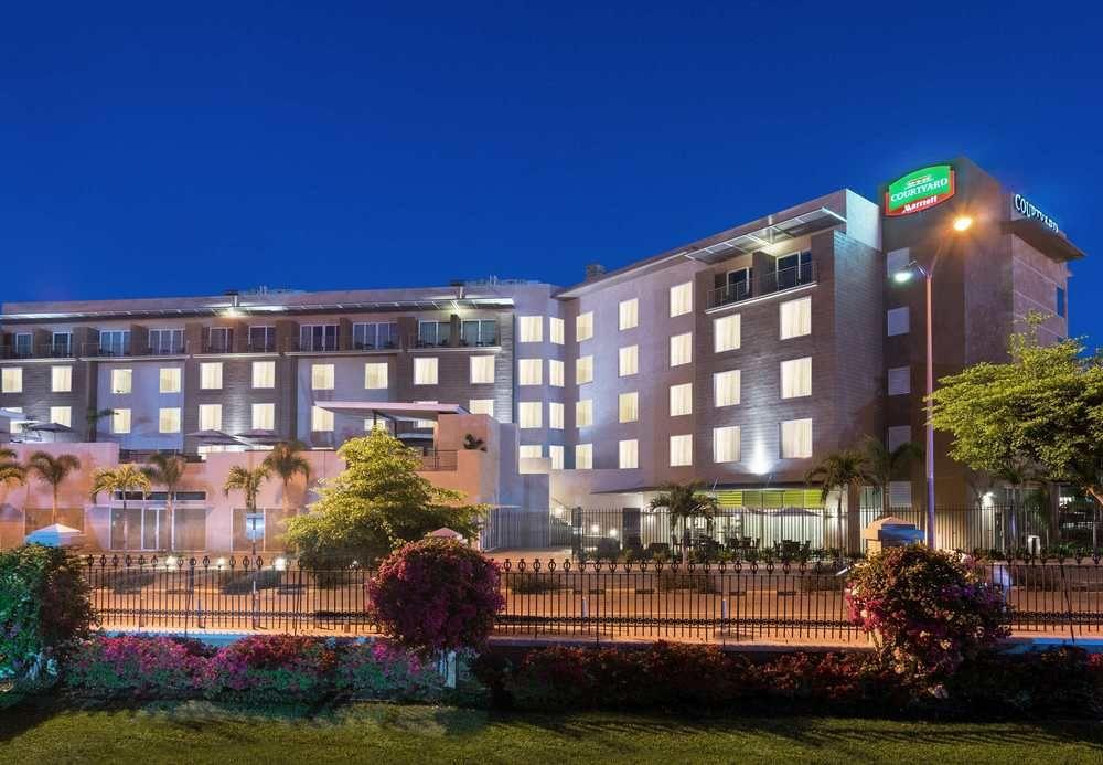 Courtyard By Marriott Kingston, Jamaica Hotel Exterior photo