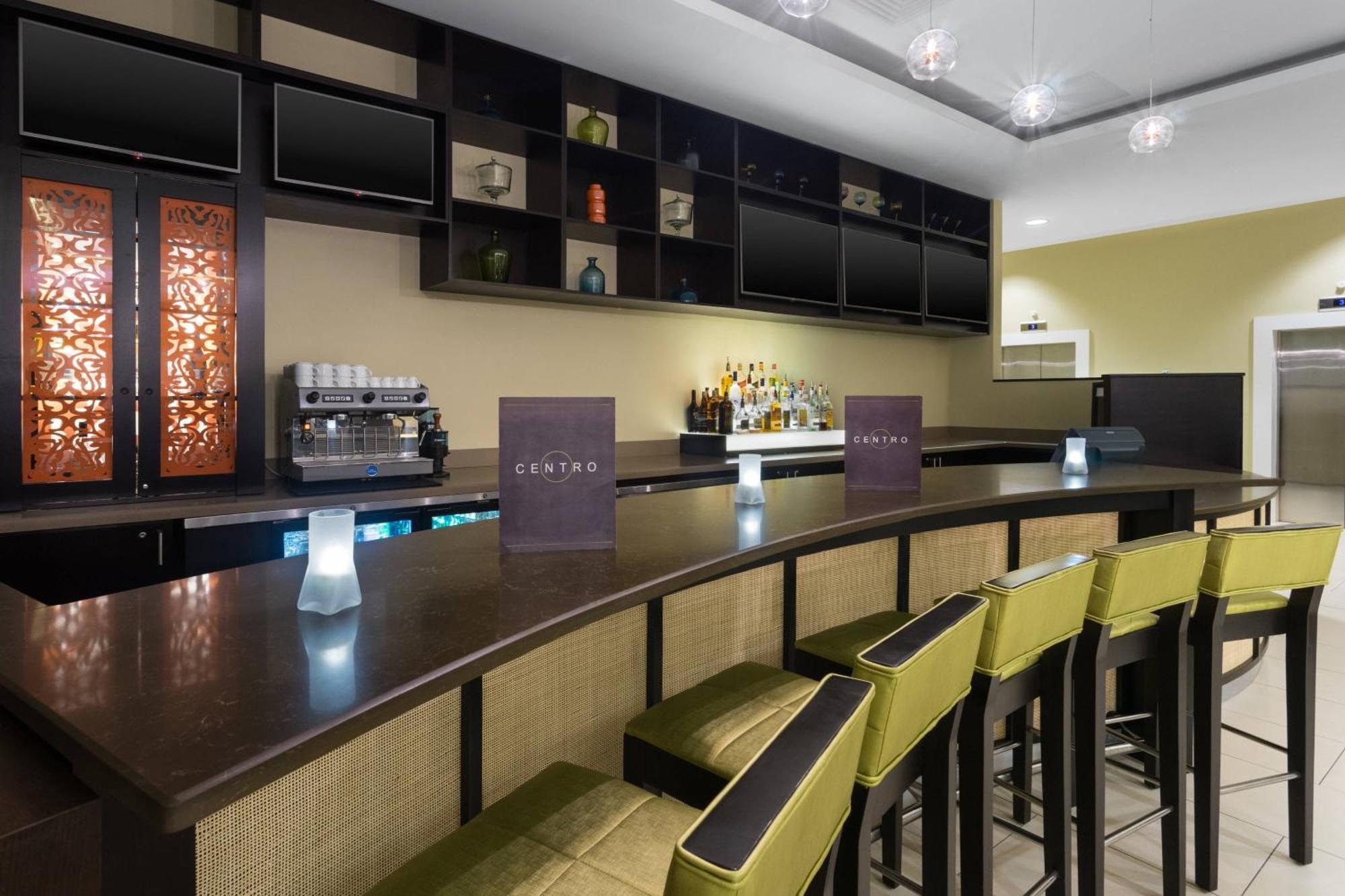 Courtyard By Marriott Kingston, Jamaica Hotel Exterior photo