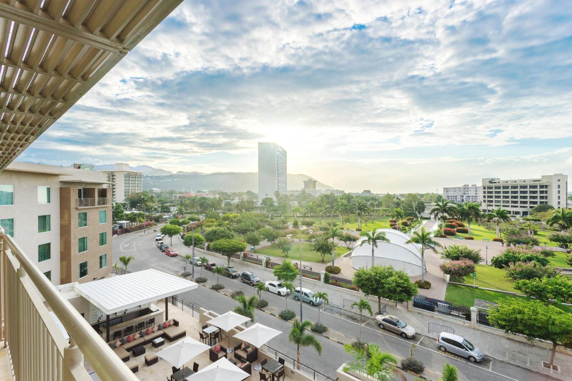 Courtyard By Marriott Kingston, Jamaica Hotel Exterior photo