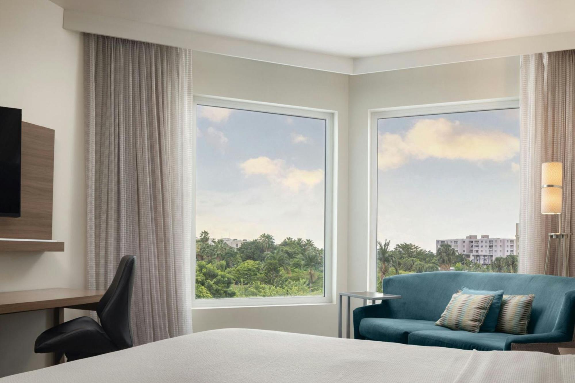 Courtyard By Marriott Kingston, Jamaica Hotel Exterior photo