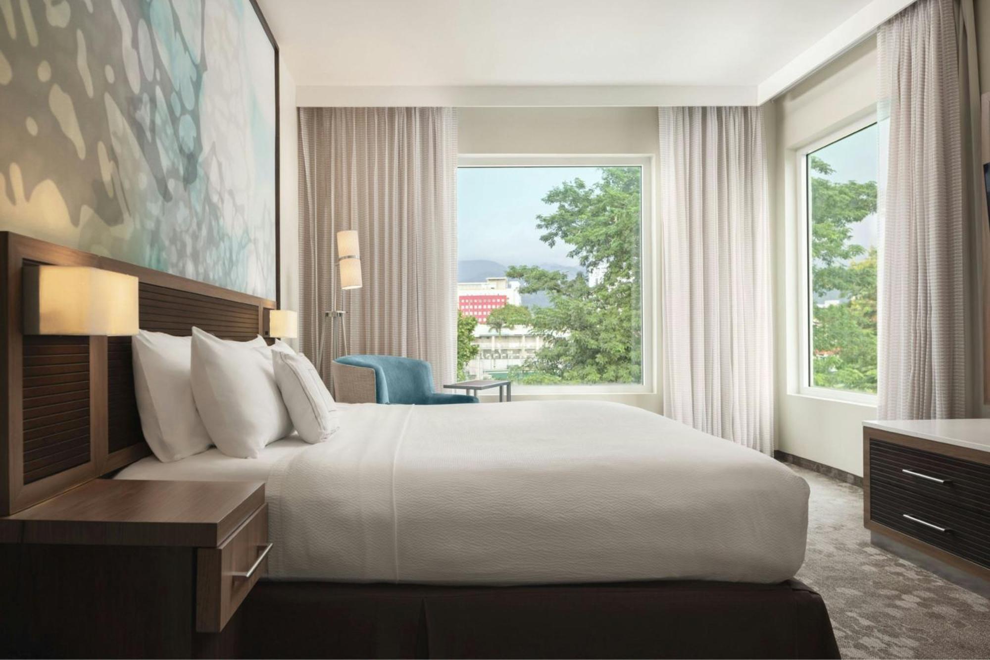 Courtyard By Marriott Kingston, Jamaica Hotel Exterior photo